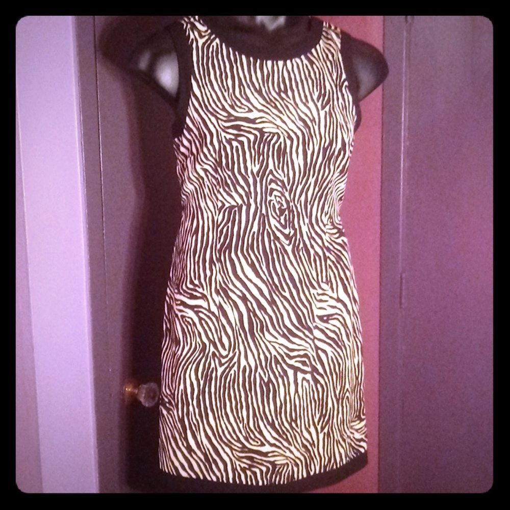 Tia Dress